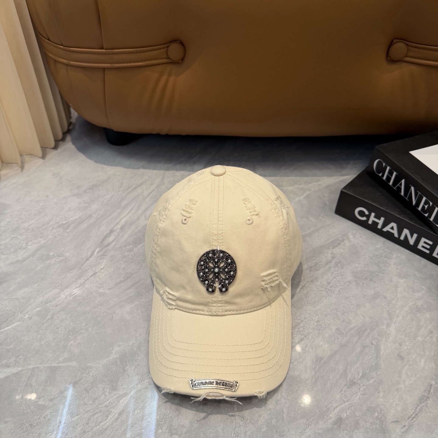 克罗心 🆕🆕新款棒球帽，个性时尚经典十字架标志，休闲带点酷酷的感觉，中性款男女同款！超好搭！头围:56-