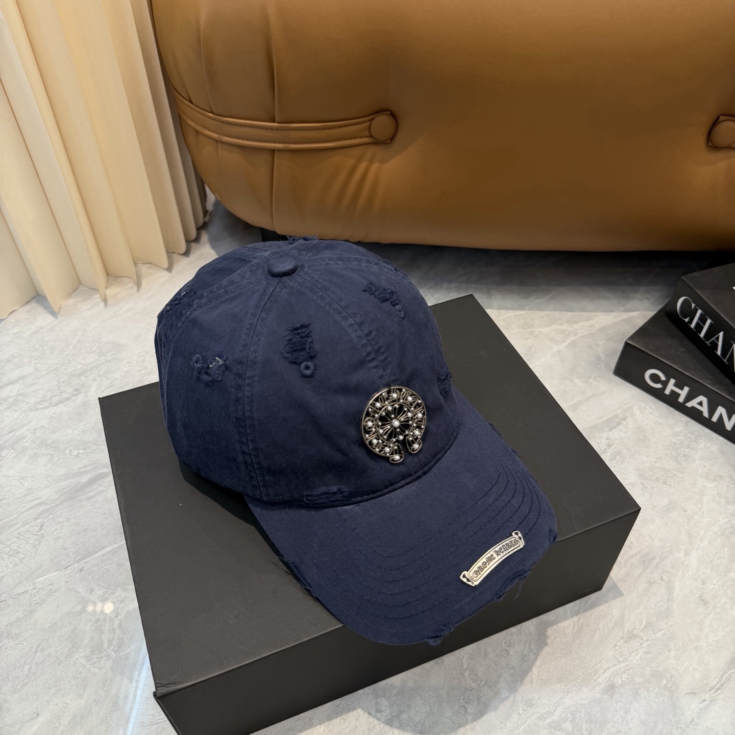 克罗心 🆕🆕新款棒球帽，个性时尚经典十字架标志，休闲带点酷酷的感觉，中性款男女同款！超好搭！头围:56-
