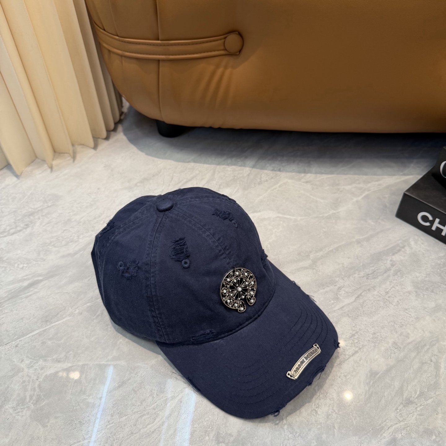 克罗心 🆕🆕新款棒球帽，个性时尚经典十字架标志，休闲带点酷酷的感觉，中性款男女同款！超好搭！头围:56-