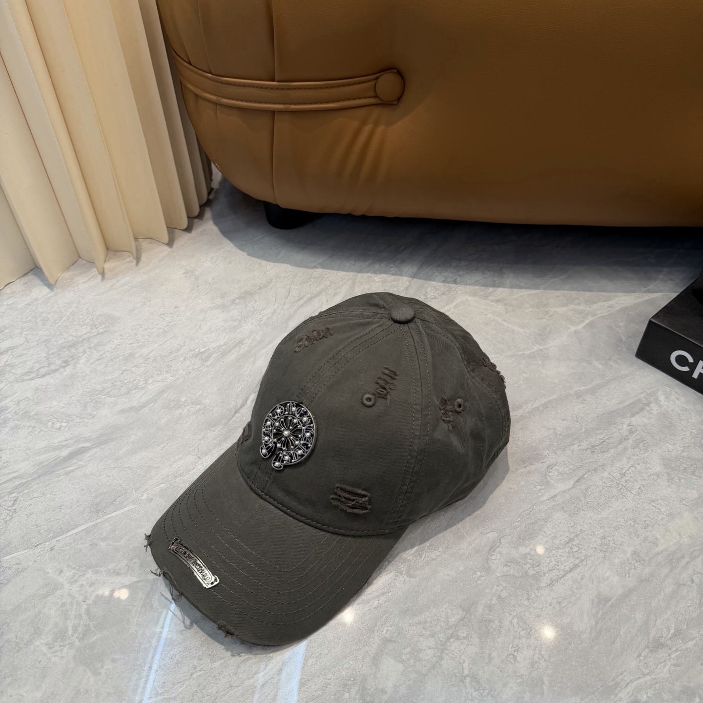 克罗心 🆕🆕新款棒球帽，个性时尚经典十字架标志，休闲带点酷酷的感觉，中性款男女同款！超好搭！头围:56-