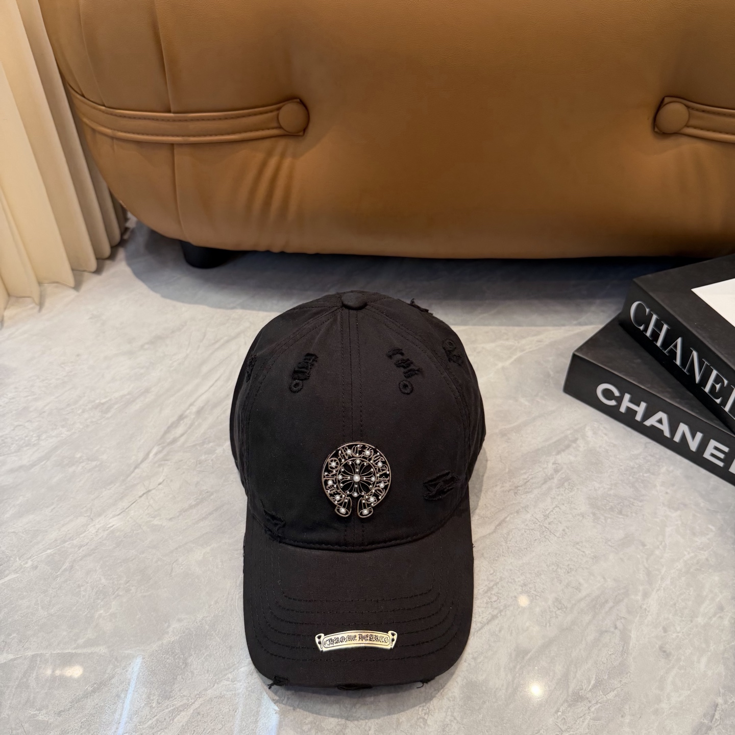 克罗心 🆕🆕新款棒球帽，个性时尚经典十字架标志，休闲带点酷酷的感觉，中性款男女同款！超好搭！头围:56-
