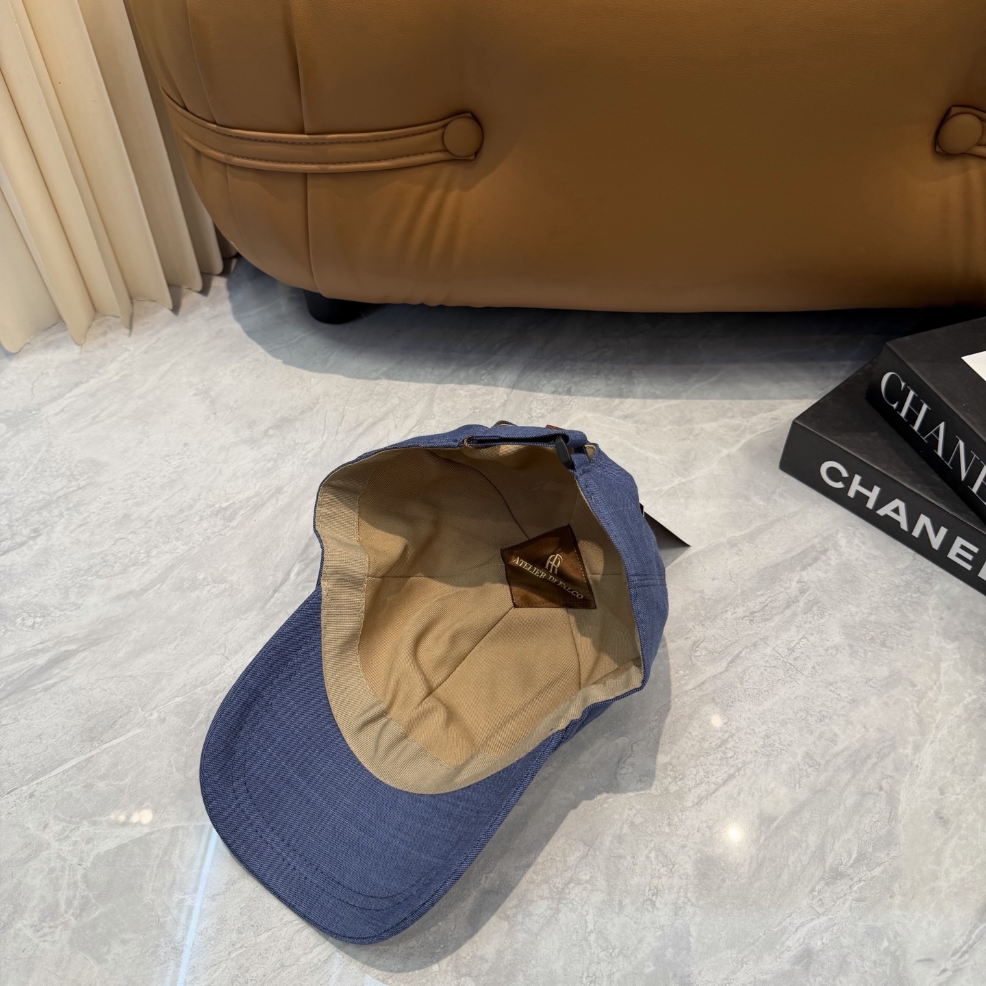 ATELIER DIFALCO亚麻棒球帽🧢爆。的亚麻老钱风棒球帽到啦！方脸圆脸，男女都可以完美驾驭！修饰