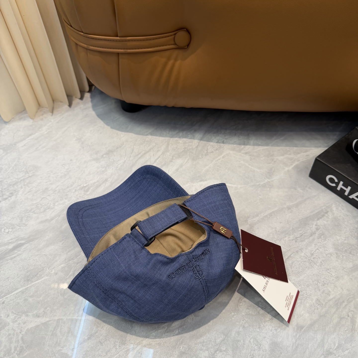 ATELIER DIFALCO亚麻棒球帽🧢爆。的亚麻老钱风棒球帽到啦！方脸圆脸，男女都可以完美驾驭！修饰