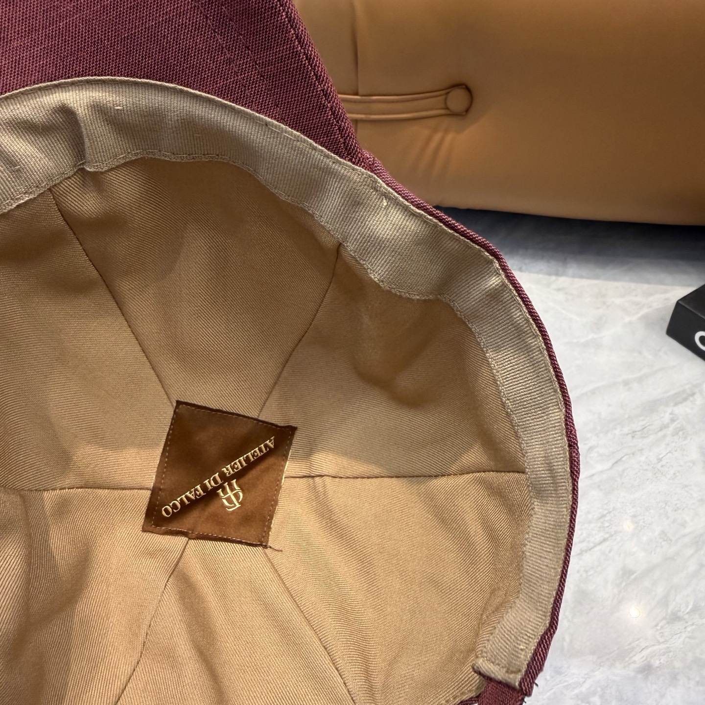 ATELIER DIFALCO亚麻棒球帽🧢爆。的亚麻老钱风棒球帽到啦！方脸圆脸，男女都可以完美驾驭！修饰