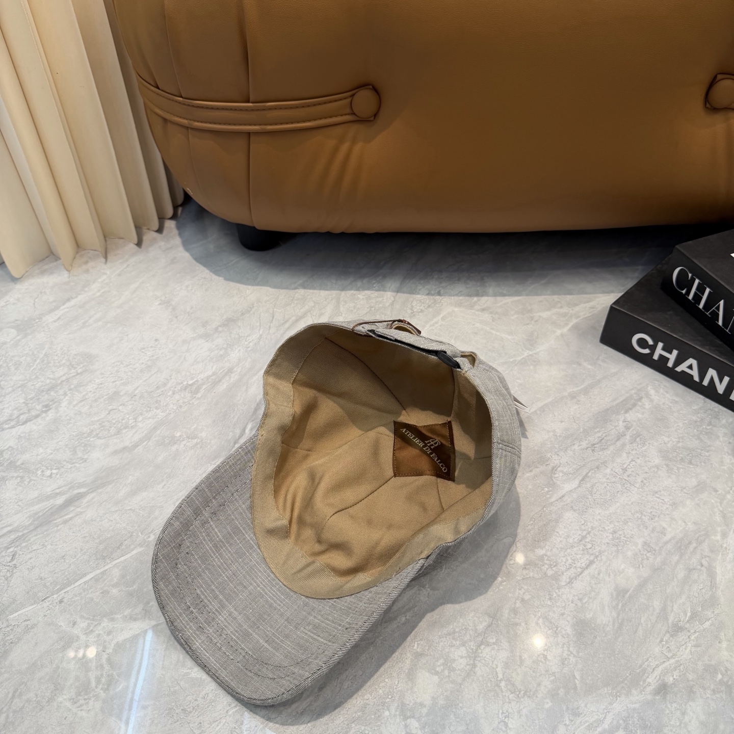ATELIER DIFALCO亚麻棒球帽🧢爆。的亚麻老钱风棒球帽到啦！方脸圆脸，男女都可以完美驾驭！修饰