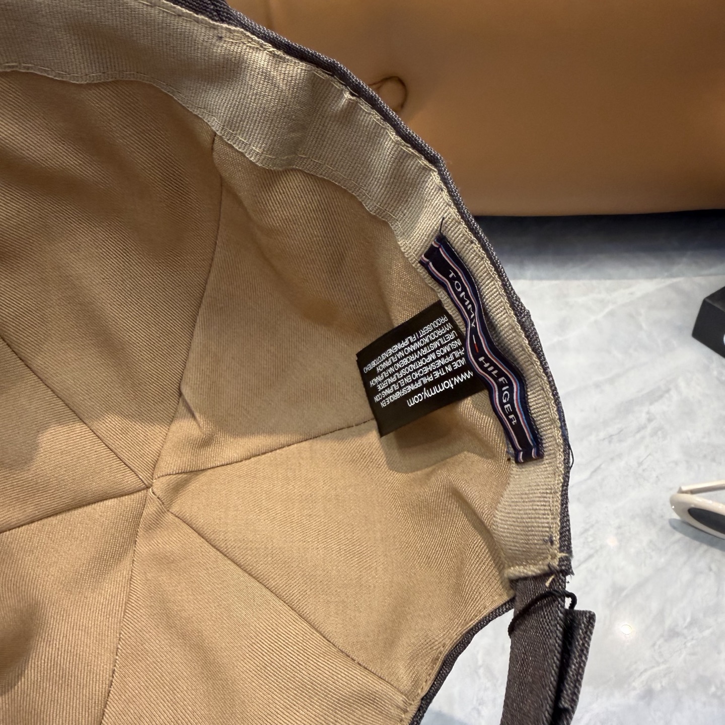 汤米TOMMY亚麻棒球帽🧢爆。的亚麻老钱风棒球帽到啦！方脸圆脸，男女都可以完美驾驭！修饰脸型、显脸小绝绝