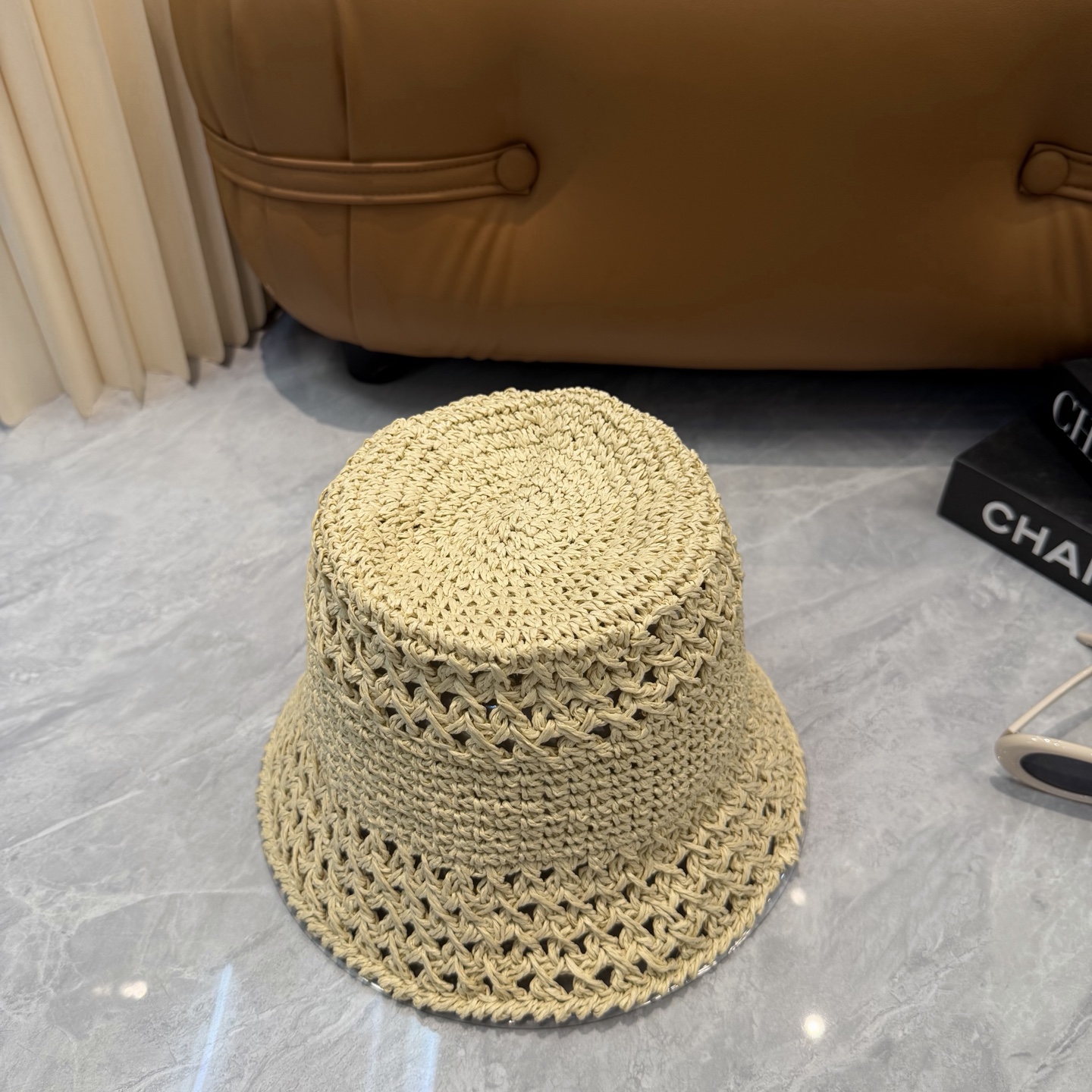 Miumiu 草编盆帽👒👒.修饰脸型超显瘦，透气轻盈，夏日佩戴清爽不闷‼️‼️‼️多色可选，慵懒松弛感拉