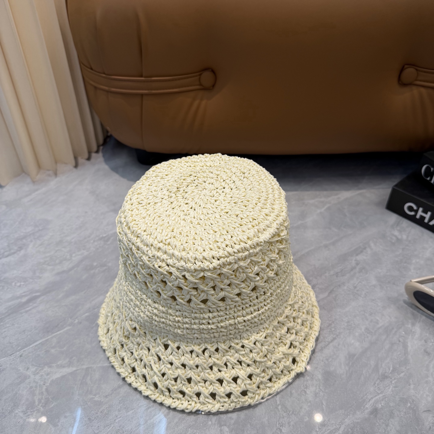Miumiu 草编盆帽👒👒.修饰脸型超显瘦，透气轻盈，夏日佩戴清爽不闷‼️‼️‼️多色可选，慵懒松弛感拉