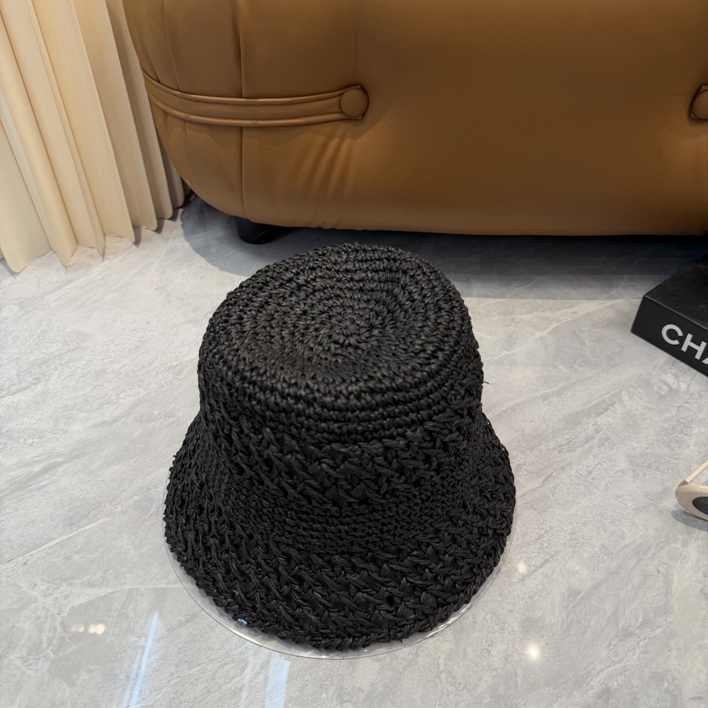 Miumiu 草编盆帽👒👒.修饰脸型超显瘦，透气轻盈，夏日佩戴清爽不闷‼️‼️‼️多色可选，慵懒松弛感拉