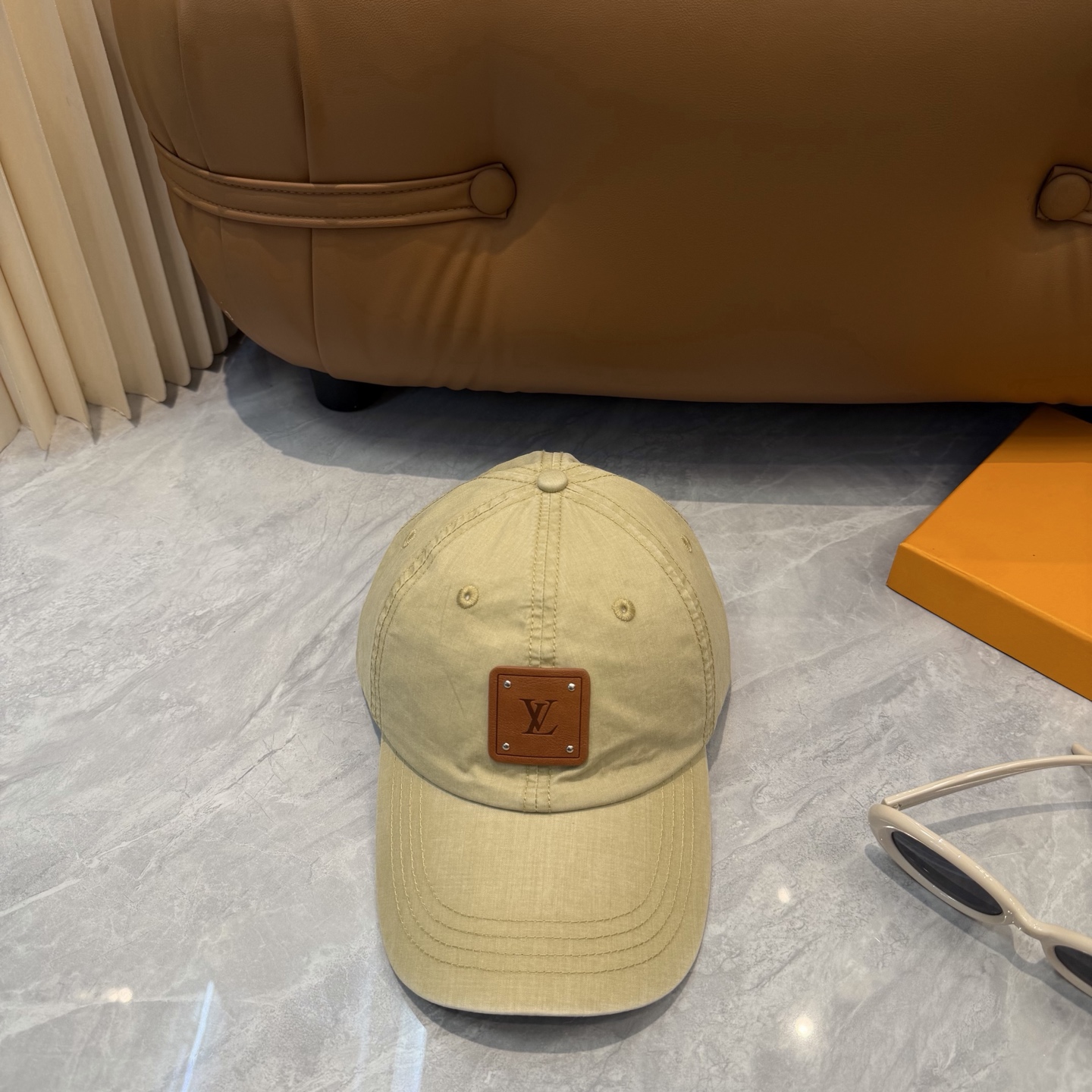 🧢LV路易威登轻盈透气。完美版型，独家实物拍摄，男女适用，流行的复古美，四季可用，出门必备，非常显脸小