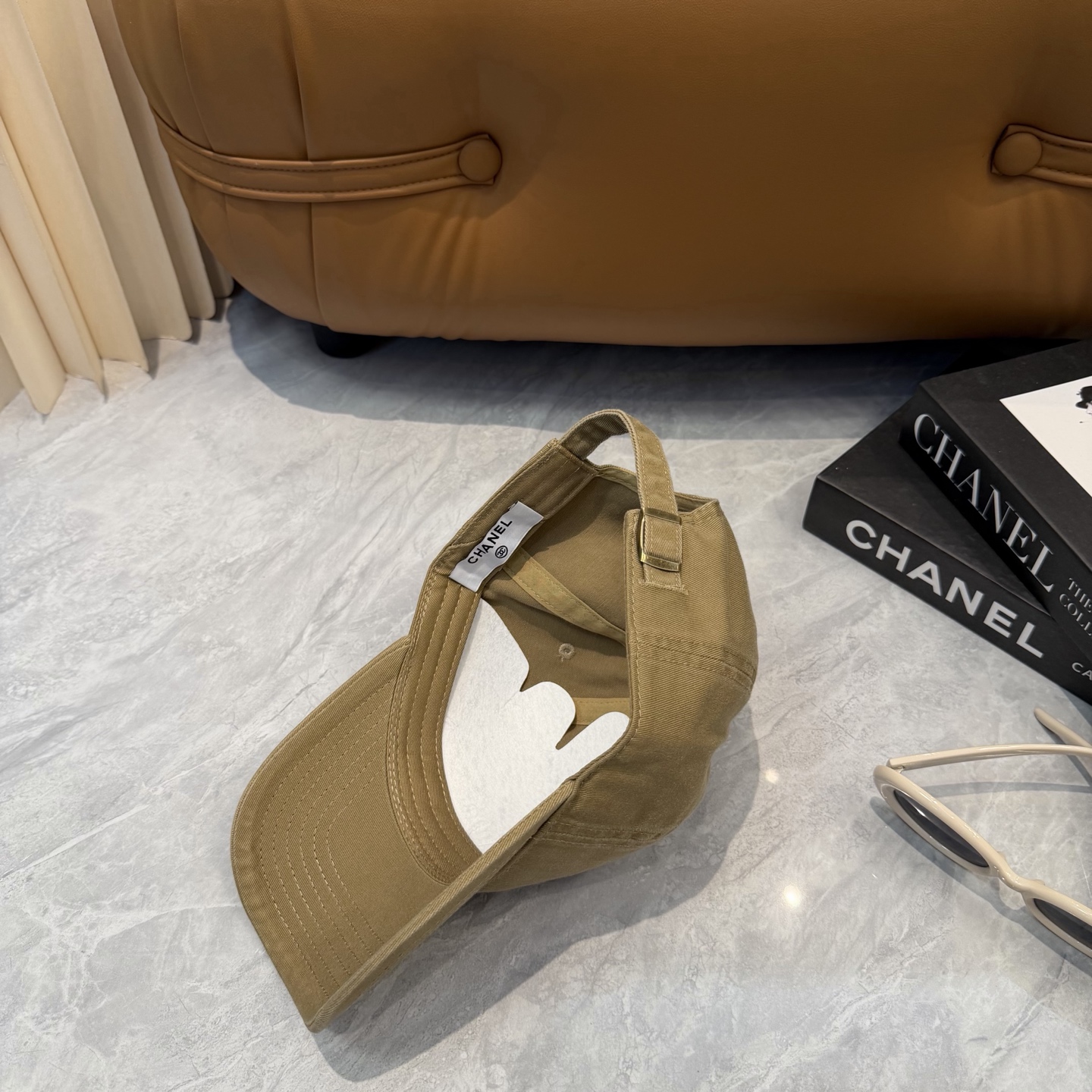 【CHANEL香奈儿】春夏新款简约小香logo棒球帽，新款出货，大牌款超好搭配，赶紧入手！