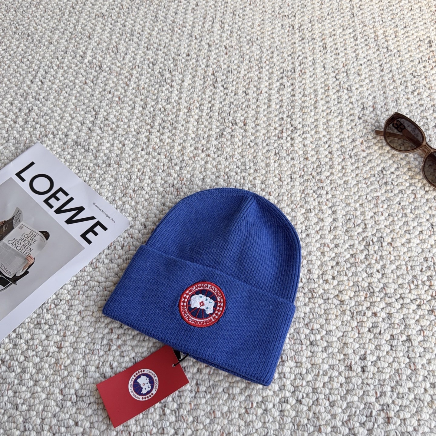 Canada Goose(加拿大鹅 经典徽章款针织冷帽,竖纹针织肌理柔软透气,锁温保暖不易起球;精致圆形刺绣徽章增添辨识 Canada Goose(加拿大鹅 经典徽章款针织冷帽,竖纹针织肌理柔软透气,锁温保暖不易起球;精致圆形刺绣徽章增添辨识