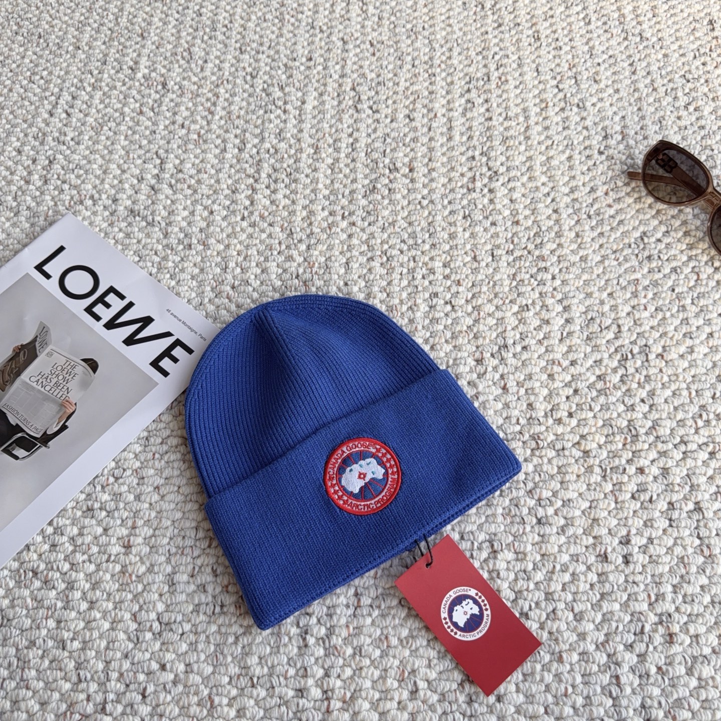 Canada Goose(加拿大鹅 经典徽章款针织冷帽,竖纹针织肌理柔软透气,锁温保暖不易起球;精致圆形刺绣徽章增添辨识 Canada Goose(加拿大鹅 经典徽章款针织冷帽,竖纹针织肌理柔软透气,锁温保暖不易起球;精致圆形刺绣徽章增添辨识