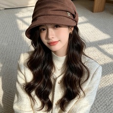 香奈儿CHANEL秋冬氛围感被这顶报童帽拿捏住了🤎 经典小香风褶皱蝴蝶结设计,细节感拉满 软糯毛呢面料,触感厚实,很适合 香奈儿CHANEL秋冬氛围感被这顶报童帽拿捏住了🤎 经典小香风褶皱蝴蝶结设计,细节感拉满 软糯毛呢面料,触感厚实,很适合