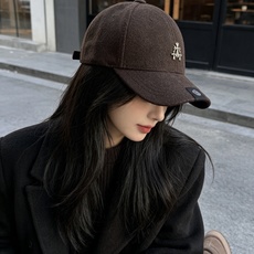 克罗心🧢秋冬本命毛呢棒球帽|素颜救星 入冬怎么能少一顶质感棒球帽! 软糯毛呢材质,保暖又有型,挺括帽型不塌顶 精致金属小 克罗心🧢秋冬本命毛呢棒球帽|素颜救星 入冬怎么能少一顶质感棒球帽! 软糯毛呢材质,保暖又有型,挺括帽型不塌顶 精致金属小