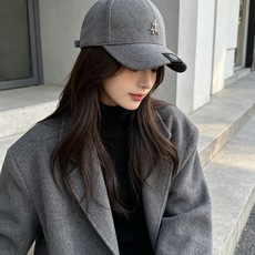克罗心🧢秋冬本命毛呢棒球帽|素颜救星 入冬怎么能少一顶质感棒球帽! 软糯毛呢材质,保暖又有型,挺括帽型不塌顶 精致金属小 克罗心🧢秋冬本命毛呢棒球帽|素颜救星 入冬怎么能少一顶质感棒球帽! 软糯毛呢材质,保暖又有型,挺括帽型不塌顶 精致金属小