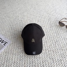 克罗心🧢秋冬本命毛呢棒球帽|素颜救星 入冬怎么能少一顶质感棒球帽! 软糯毛呢材质,保暖又有型,挺括帽型不塌顶 精致金属小 克罗心🧢秋冬本命毛呢棒球帽|素颜救星 入冬怎么能少一顶质感棒球帽! 软糯毛呢材质,保暖又有型,挺括帽型不塌顶 精致金属小