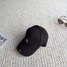 克罗心🧢秋冬本命毛呢棒球帽|素颜救星 入冬怎么能少一顶质感棒球帽! 软糯毛呢材质,保暖又有型,挺括帽型不塌顶 精致金属小 克罗心🧢秋冬本命毛呢棒球帽|素颜救星 入冬怎么能少一顶质感棒球帽! 软糯毛呢材质,保暖又有型,挺括帽型不塌顶 精致金属小