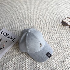 克罗心🧢秋冬本命毛呢棒球帽|素颜救星 入冬怎么能少一顶质感棒球帽! 软糯毛呢材质,保暖又有型,挺括帽型不塌顶 精致金属小 克罗心🧢秋冬本命毛呢棒球帽|素颜救星 入冬怎么能少一顶质感棒球帽! 软糯毛呢材质,保暖又有型,挺括帽型不塌顶 精致金属小