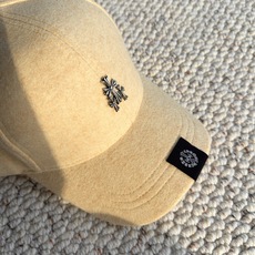 克罗心🧢秋冬本命毛呢棒球帽|素颜救星 入冬怎么能少一顶质感棒球帽! 软糯毛呢材质,保暖又有型,挺括帽型不塌顶 精致金属小 克罗心🧢秋冬本命毛呢棒球帽|素颜救星 入冬怎么能少一顶质感棒球帽! 软糯毛呢材质,保暖又有型,挺括帽型不塌顶 精致金属小