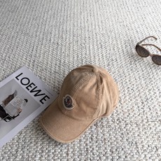 🧢秋冬复古灯芯绒棒球帽|闭眼入多色合集 秋冬少不了一顶灯芯绒帽子! 细腻灯芯绒肌理,触感柔软,帽型柔和不压头 经典刺绣徽 🧢秋冬复古灯芯绒棒球帽|闭眼入多色合集 秋冬少不了一顶灯芯绒帽子! 细腻灯芯绒肌理,触感柔软,帽型柔和不压头 经典刺绣徽
