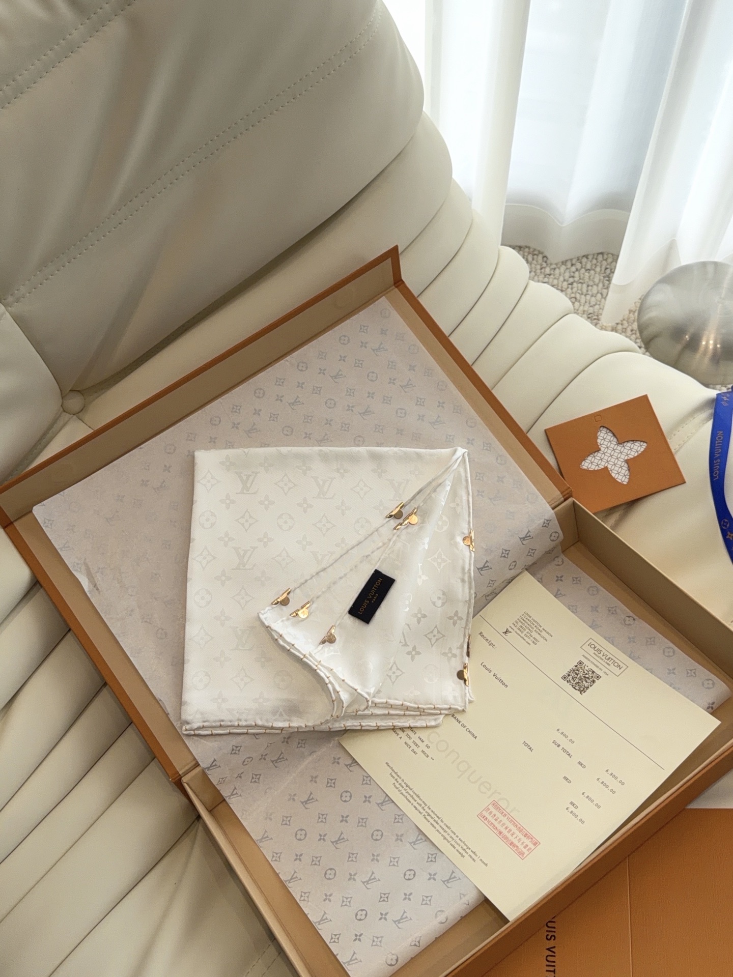🆕 LV 正品金属配件Monogram Cerise 桑蚕丝方巾出自路易威登 以明快的艺术风格重绎经典品牌标识。Mon 🆕 LV 正品金属配件Monogram Cerise 桑蚕丝方巾出自路易威登 以明快的艺术风格重绎经典品牌标识。Mon
