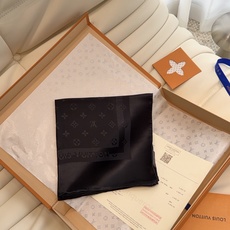 MONOGRAM CONFIDENTIAL 方巾 【18mm顶级真丝双面同色丝巾】 Monogram Confident MONOGRAM CONFIDENTIAL 方巾 【18mm顶级真丝双面同色丝巾】 Monogram Confident
