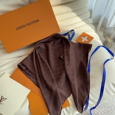 🆕 MONOGRAM CONFIDENTIAL 方巾 【18mm顶级真丝双面同色丝巾】 Monogram Confid 🆕 MONOGRAM CONFIDENTIAL 方巾 【18mm顶级真丝双面同色丝巾】 Monogram Confid