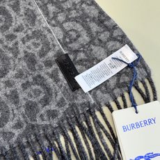 🆕 Dior(迪奥)超级好手感 不要质疑他的品质 完全是为了回馈客户‼‼ 🧣🧣🧣卖了一百年的款式‼ 就不赘述它有多么的 🆕 Dior(迪奥)超级好手感 不要质疑他的品质 完全是为了回馈客户‼‼ 🧣🧣🧣卖了一百年的款式‼ 就不赘述它有多么的