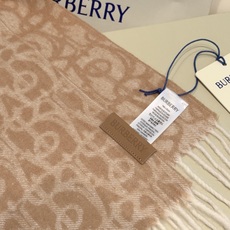 🆕 Dior(迪奥)超级好手感 不要质疑他的品质 完全是为了回馈客户‼‼ 🧣🧣🧣卖了一百年的款式‼ 就不赘述它有多么的 🆕 Dior(迪奥)超级好手感 不要质疑他的品质 完全是为了回馈客户‼‼ 🧣🧣🧣卖了一百年的款式‼ 就不赘述它有多么的