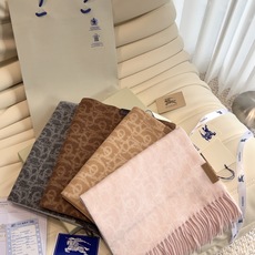 🆕 Dior(迪奥)超级好手感 不要质疑他的品质 完全是为了回馈客户‼‼ 🧣🧣🧣卖了一百年的款式‼ 就不赘述它有多么的 🆕 Dior(迪奥)超级好手感 不要质疑他的品质 完全是为了回馈客户‼‼ 🧣🧣🧣卖了一百年的款式‼ 就不赘述它有多么的