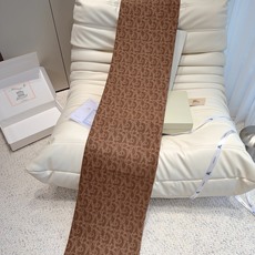 🆕 Dior(迪奥)超级好手感 不要质疑他的品质 完全是为了回馈客户‼‼ 🧣🧣🧣卖了一百年的款式‼ 就不赘述它有多么的 🆕 Dior(迪奥)超级好手感 不要质疑他的品质 完全是为了回馈客户‼‼ 🧣🧣🧣卖了一百年的款式‼ 就不赘述它有多么的