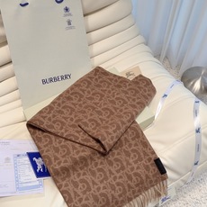 🆕 Dior(迪奥)超级好手感 不要质疑他的品质 完全是为了回馈客户‼‼ 🧣🧣🧣卖了一百年的款式‼ 就不赘述它有多么的 🆕 Dior(迪奥)超级好手感 不要质疑他的品质 完全是为了回馈客户‼‼ 🧣🧣🧣卖了一百年的款式‼ 就不赘述它有多么的