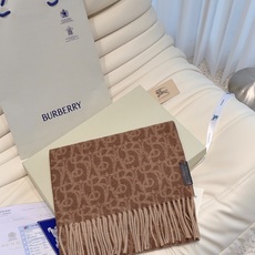 🆕 Dior(迪奥)超级好手感 不要质疑他的品质 完全是为了回馈客户‼‼ 🧣🧣🧣卖了一百年的款式‼ 就不赘述它有多么的 🆕 Dior(迪奥)超级好手感 不要质疑他的品质 完全是为了回馈客户‼‼ 🧣🧣🧣卖了一百年的款式‼ 就不赘述它有多么的
