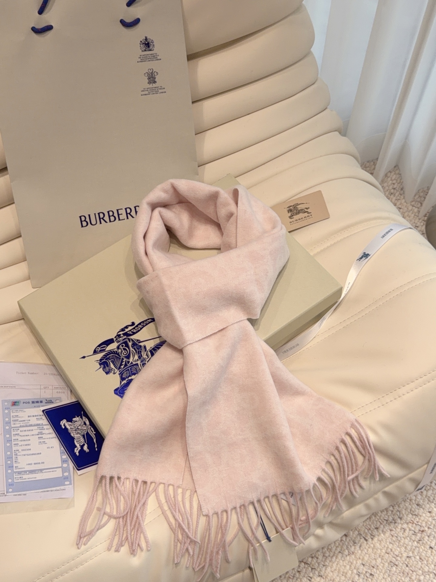 🆕  Dior（迪奥）超级好手感 不要质疑他的品质 完全是为了回馈客户‼‼ 🧣🧣🧣卖了一百年的款式‼ 就不赘述它有多么的