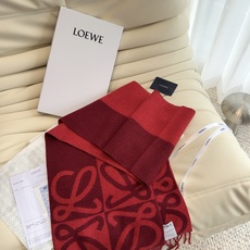 🆕 新款 ✨💕同步 LOEWE罗意威|双面拼色羊绒羊毛🤎💗 新品!粉拼驼这个配色真的温柔到骨子里 经典Anagram回 🆕 新款 ✨💕同步 LOEWE罗意威|双面拼色羊绒羊毛🤎💗 新品!粉拼驼这个配色真的温柔到骨子里 经典Anagram回