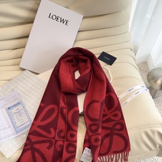 🆕 新款 ✨💕同步 LOEWE罗意威|双面拼色羊绒羊毛🤎💗 新品!粉拼驼这个配色真的温柔到骨子里 经典Anagram回 🆕 新款 ✨💕同步 LOEWE罗意威|双面拼色羊绒羊毛🤎💗 新品!粉拼驼这个配色真的温柔到骨子里 经典Anagram回