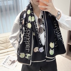 🆕 香奈儿上新❤️ 【Chanel】 经典茶花优雅Coco风,Chanel最新丝绒大方巾~气质到骨子里,香奶奶新一季 🆕 香奈儿上新❤️ 【Chanel】 经典茶花优雅Coco风,Chanel最新丝绒大方巾~气质到骨子里,香奶奶新一季