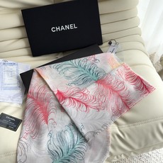 最新❤️【▪️美好向往的Chanel 香奈儿系列新作!再一次高级感爆棚!!】高级优雅气质风!配色素雅,图案匠心,上身简直 最新❤️【▪️美好向往的Chanel 香奈儿系列新作!再一次高级感爆棚!!】高级优雅气质风!配色素雅,图案匠心,上身简直