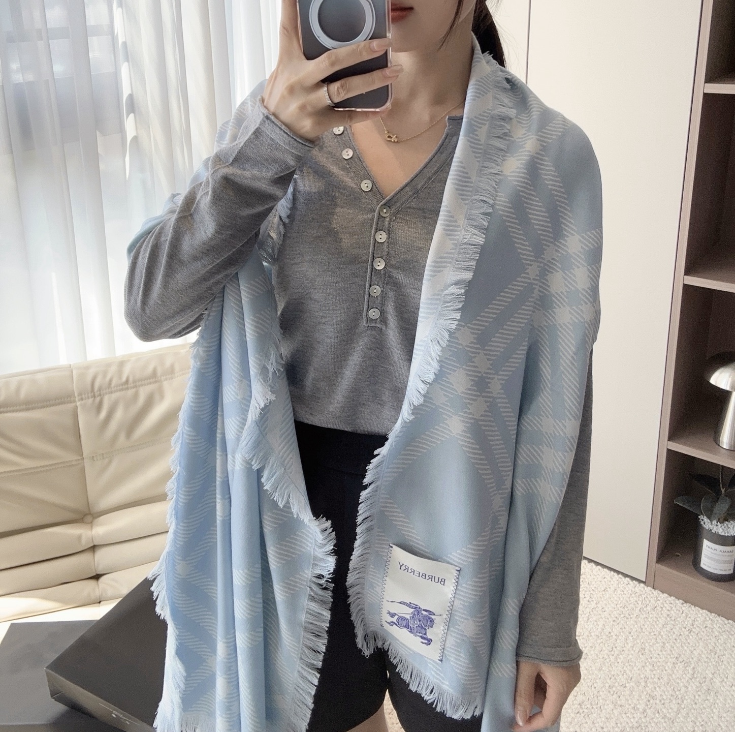 𝐁𝐔𝐑𝐁𝐄𝐑𝐑𝐘 • 𝟐𝟓ꫛꫀꪝ《骑士格纹长巾》 张婧仪同款，原单品质！ Size：200x65cm 70% 羊毛 30