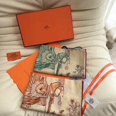 爱马仕(Hermes)羊绒新款🆕羊绒方巾,顶级工艺超值‼️爱马仕专柜爆款🎁💟立体呈现图案纹路实物档次极高👍👍特殊工艺高端 爱马仕(Hermes)羊绒新款🆕羊绒方巾,顶级工艺超值‼️爱马仕专柜爆款🎁💟立体呈现图案纹路实物档次极高👍👍特殊工艺高端