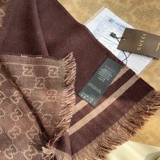 GUCCI(古驰)经典GG图案是品牌在30年代开始使用的标志性元素之一,历经近一个世纪的发展依然为品牌探索全新表达提供灵 GUCCI(古驰)经典GG图案是品牌在30年代开始使用的标志性元素之一,历经近一个世纪的发展依然为品牌探索全新表达提供灵