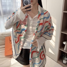 爱马仕(Hermes)上新💕【爱马仕2026】这款点睛配饰可以多种方式佩戴,与任何服饰皆搭配得宜。无论系绕颈间,或作为腰 爱马仕(Hermes)上新💕【爱马仕2026】这款点睛配饰可以多种方式佩戴,与任何服饰皆搭配得宜。无论系绕颈间,或作为腰