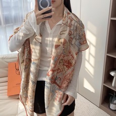爱马仕(Hermes)上新💕【爱马仕2026 】这款点睛配饰可以多种方式佩戴,与任何服饰皆搭配得宜。无论系绕颈间,或作为 爱马仕(Hermes)上新💕【爱马仕2026 】这款点睛配饰可以多种方式佩戴,与任何服饰皆搭配得宜。无论系绕颈间,或作为
