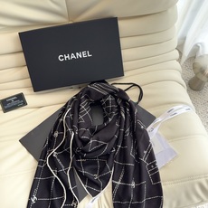 香奈儿(CHANEL) 上新❤️ 140*140 丝毛 台版印花 黑白二色 高级都市新贵!山茶花的再一次邂逅!绝 香奈儿(CHANEL) 上新❤️ 140*140 丝毛 台版印花 黑白二色 高级都市新贵!山茶花的再一次邂逅!绝