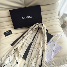 香奈儿(CHANEL) 上新❤️ 140*140 丝毛 台版印花 黑白二色 高级都市新贵!山茶花的再一次邂逅!绝 香奈儿(CHANEL) 上新❤️ 140*140 丝毛 台版印花 黑白二色 高级都市新贵!山茶花的再一次邂逅!绝