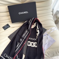 香奈儿(CHANEL)140*140上新❤️【真丝丝绒款】 Chanel 【▪️温柔而娴静,logo优雅气质!】柔软顺滑 香奈儿(CHANEL)140*140上新❤️【真丝丝绒款】 Chanel 【▪️温柔而娴静,logo优雅气质!】柔软顺滑