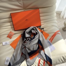 宫殿🏛 爱马仕(Hermes)2026年秋冬抢先 上新💞【双面同色丝毛方巾】手工卷边山羊绒和真丝混纺披肩(70%山羊绒, 宫殿🏛 爱马仕(Hermes)2026年秋冬抢先 上新💞【双面同色丝毛方巾】手工卷边山羊绒和真丝混纺披肩(70%山羊绒,