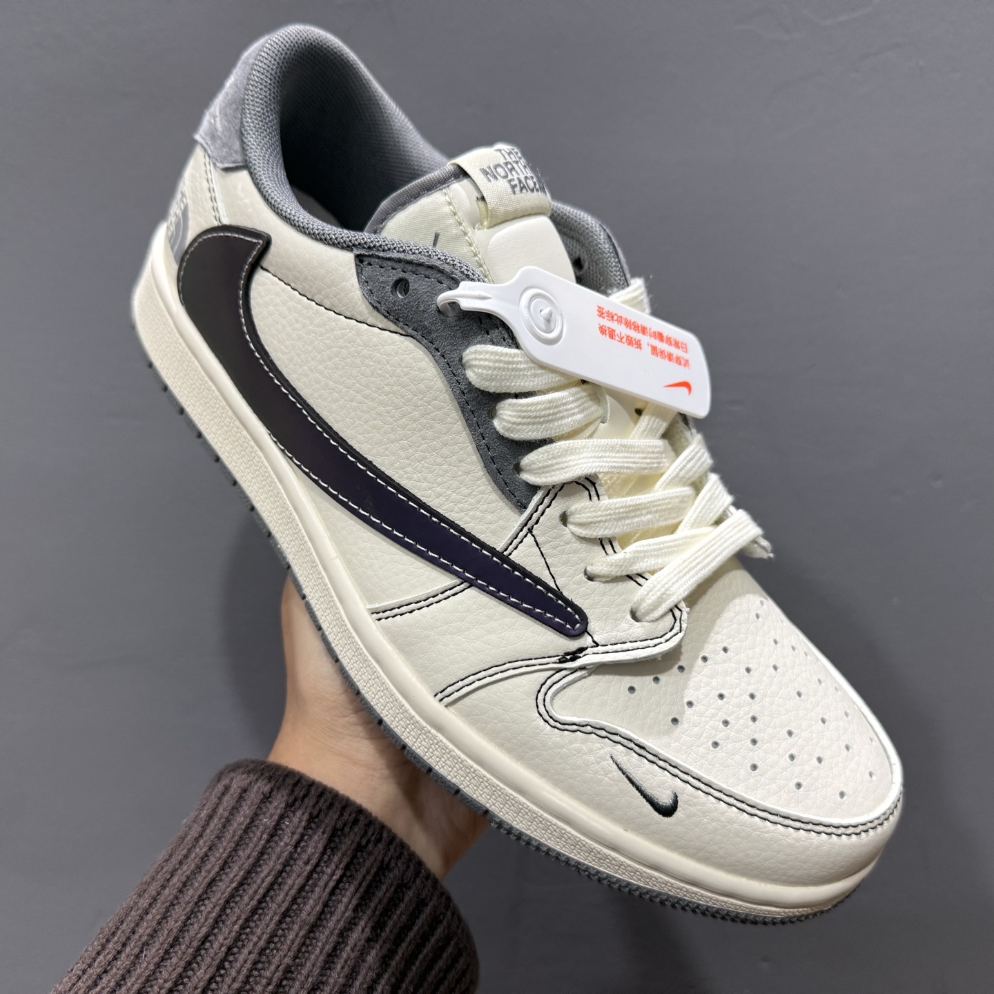 Travis Scott x Fragment Design x Air Jordan 1 Low SP AJ1 乔1 北面联名 米灰紫勾 低帮文化休闲板鞋 XS6089-501