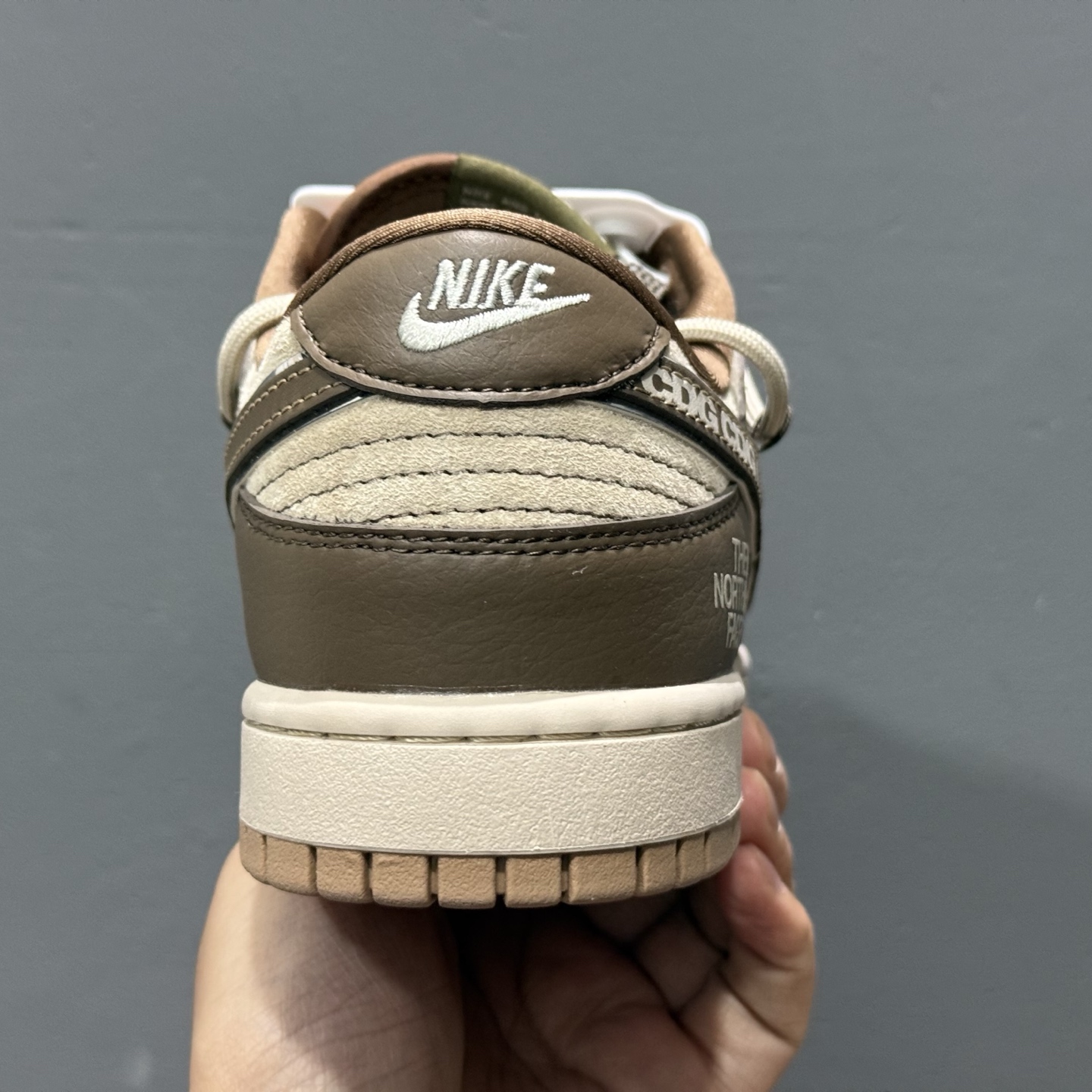 NK Dunk Low Retro “DIY高端定制” 北面联名 低帮休闲运动板鞋 XS1186-103